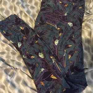 Lularoe TC Disney Leggings